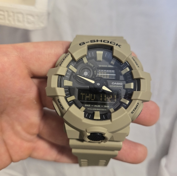 Casio G-Shock GA700UC-5ACR Super Illuminator Ana-Digital 3D Matte Beige Watch - Picture 4 of 8